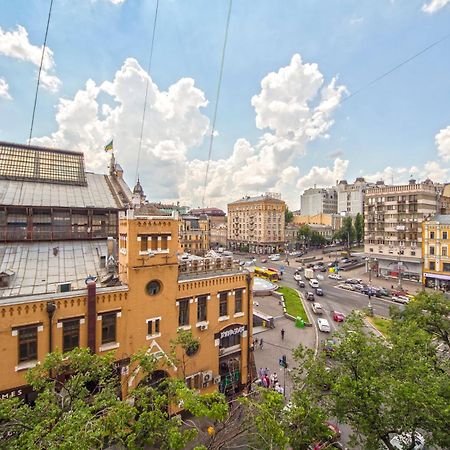 Central Apartments Palats Sportu Area Київ Екстер'єр фото