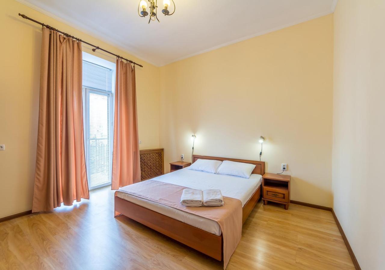 Central Apartments Palats Sportu Area Київ Екстер'єр фото
