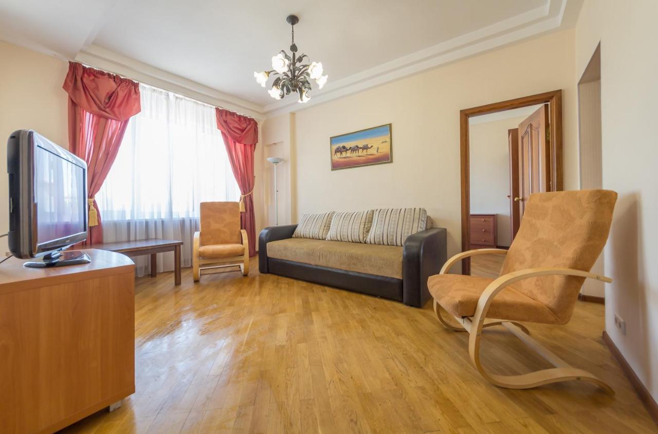 Central Apartments Palats Sportu Area Київ Екстер'єр фото