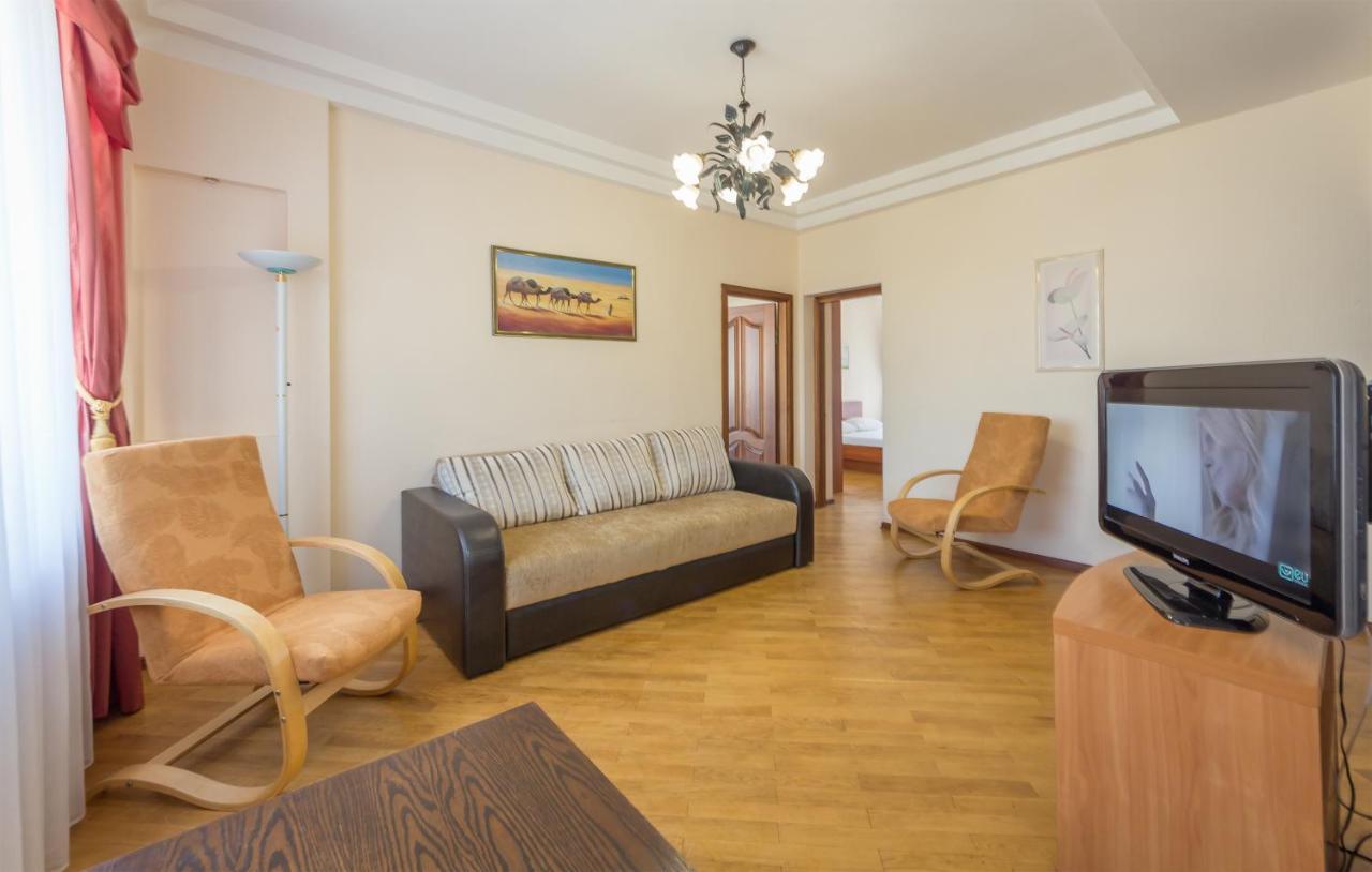 Central Apartments Palats Sportu Area Київ Екстер'єр фото